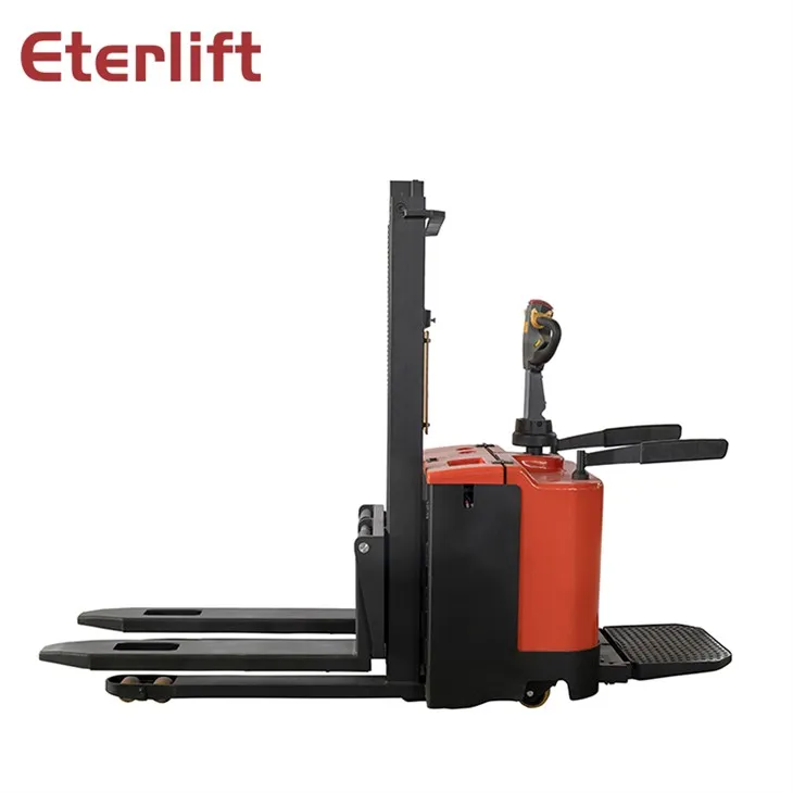 Gerbeur électrique alimenté par batterie