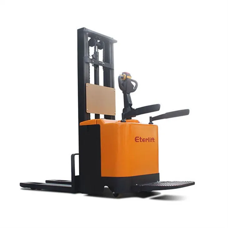 Transstockeur hydraulique électrique