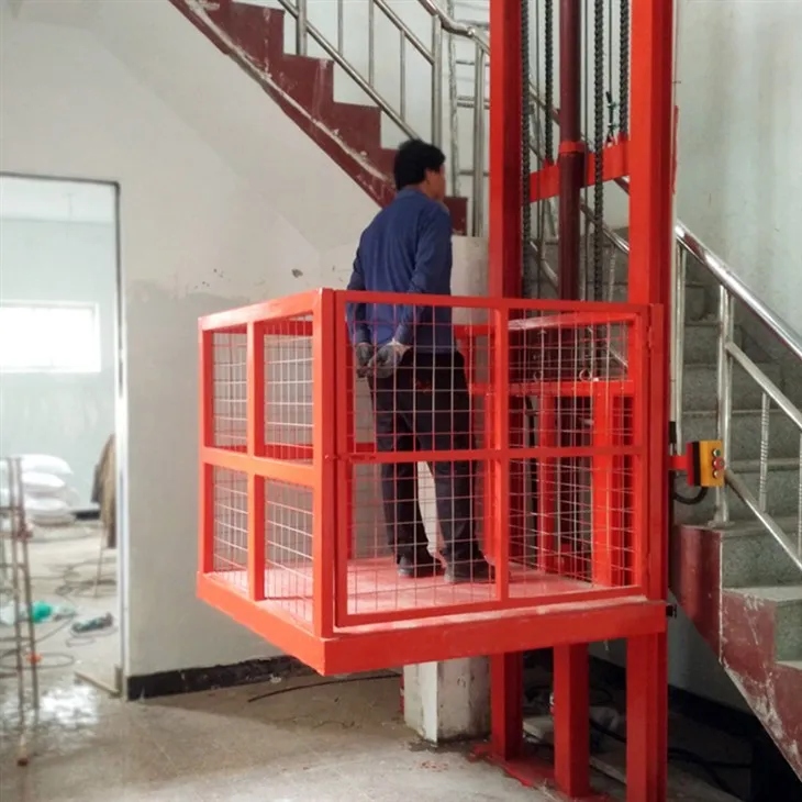 Monte-charge industriel