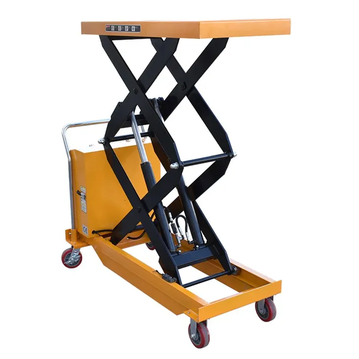 Chariots mobiles utilisés dans les usines alimentaires